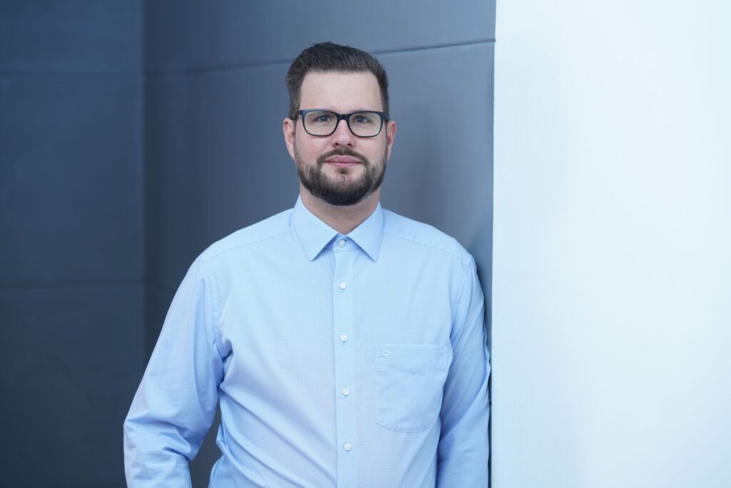 Florian Arnold, Inhaber von Faren IT Computerservice – IT-Service in Pfedelbach im Hohenlohekreis